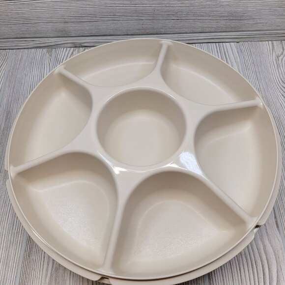 2 Pc Tupperware Veggie Dip Serving Tray Snacks Party 7 Divided 1665-1 Vtg - Picture 4 of 6
